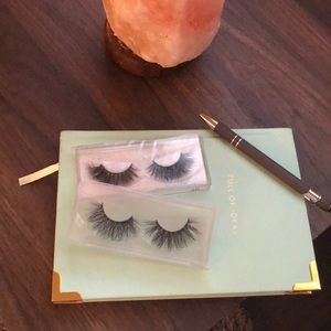 2 pairs of real mink lashes